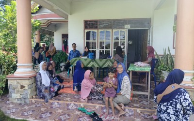 Monitoring Pendamping PKH dalam Kegiatan Posyandu Bersama Bidan Desa